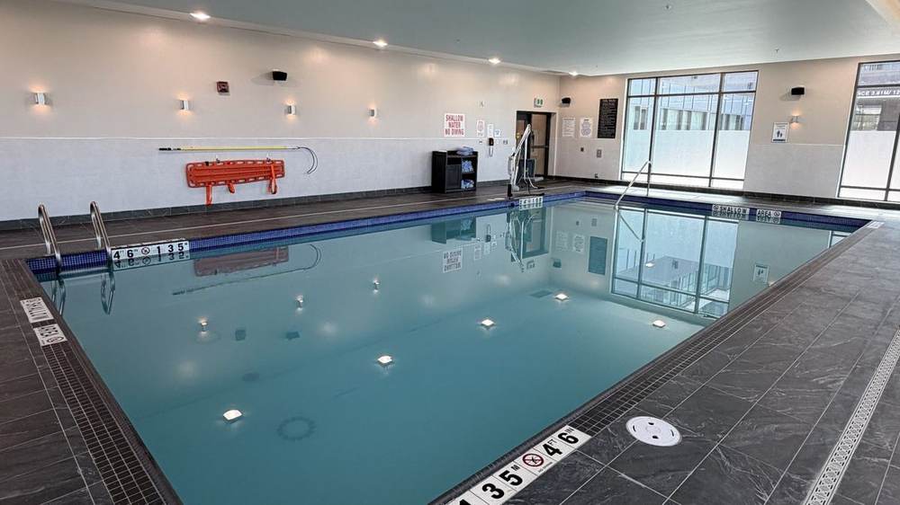 The indoor heated pool at 5100 Satellite Drive, Mississauga