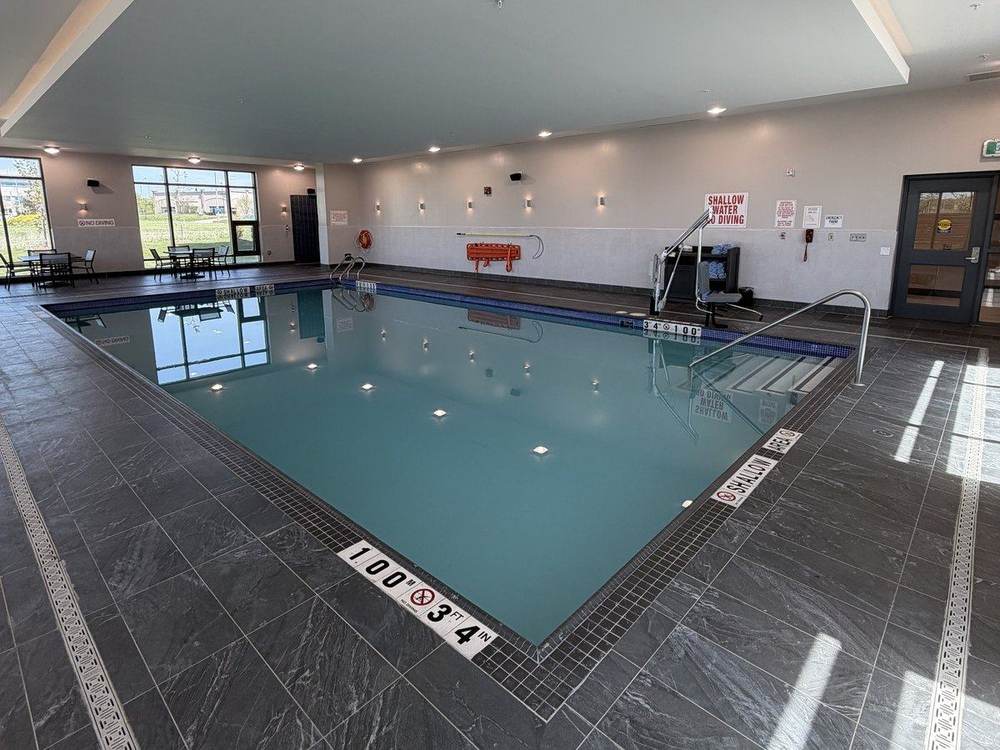 Shallow end of the lesson pool at 5100 Satellite Drive